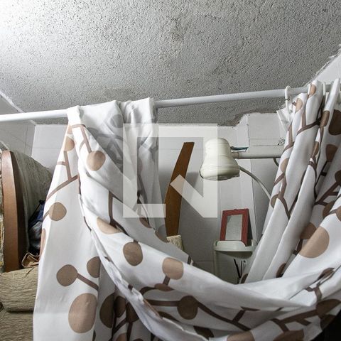 Casa à venda com 172m², 4 quartos e 3 vagasCasa 2 - Banheiro de Serviço