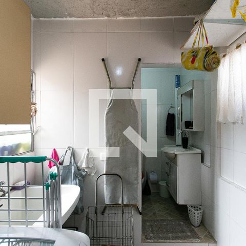 Casa à venda com 172m², 4 quartos e 3 vagasCasa 2 - Área de Serviço