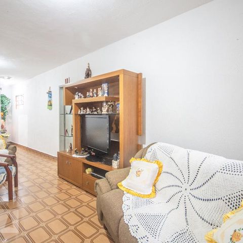 Casa à venda com 110m², 4 quartos e 1 vagaSala