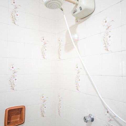 Casa à venda com 110m², 4 quartos e 1 vagaBanheiro 2
