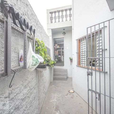 Casa à venda com 110m², 4 quartos e 1 vagaQuintal