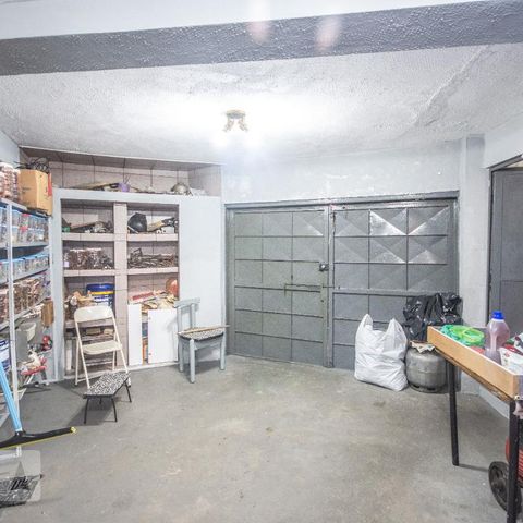 Casa à venda com 110m², 4 quartos e 1 vagaGaragem