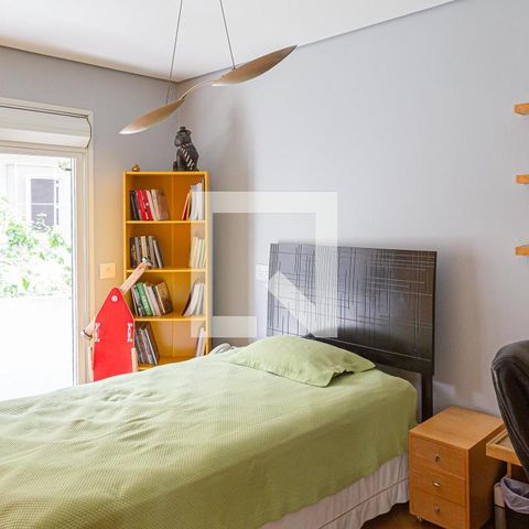 Casa à venda com 600m², 5 quartos e 4 vagasQuarto 2 - Suíte