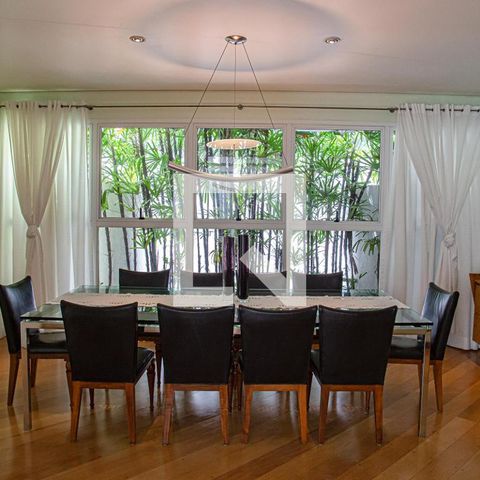 Casa à venda com 600m², 5 quartos e 4 vagasSala de Jantar