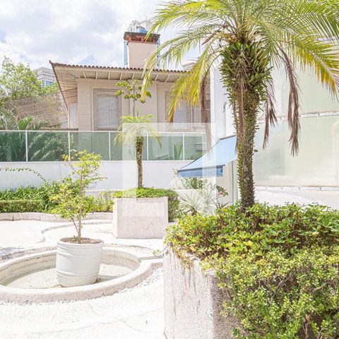 Casa à venda com 600m², 5 quartos e 4 vagasJardim 
