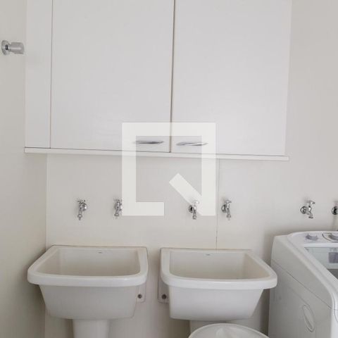 Casa à venda com 600m², 5 quartos e 4 vagasÁrea de Serviço
