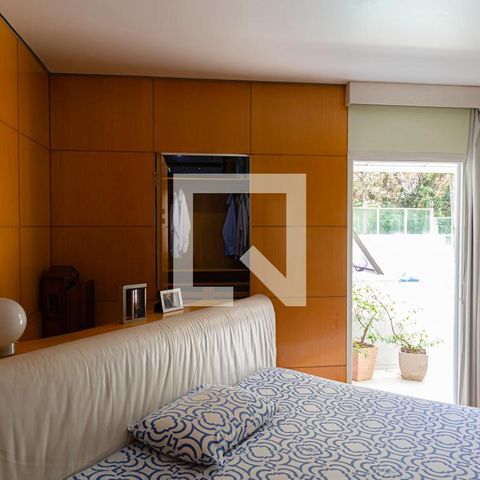 Casa à venda com 600m², 5 quartos e 4 vagasSuíte master