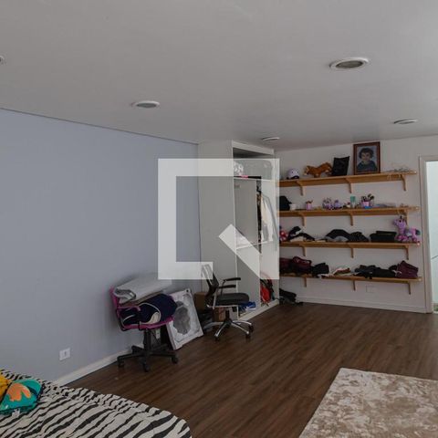 Casa à venda com 600m², 5 quartos e 4 vagasQuarto 5 