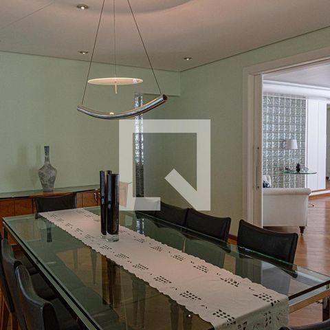 Casa à venda com 600m², 5 quartos e 4 vagasSala de Jantar