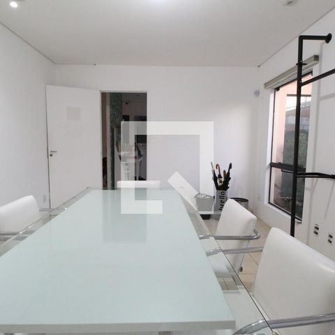 Casa à venda com 788m², 9 quartos e 10 vagasQuarto 3