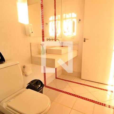 Casa à venda com 788m², 9 quartos e 10 vagasBanheiro Social
