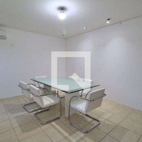 Casa à venda com 788m², 9 quartos e 10 vagasQuarto 3