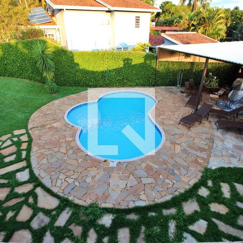Casa à venda com 788m², 9 quartos e 10 vagasPiscina/ Quintal