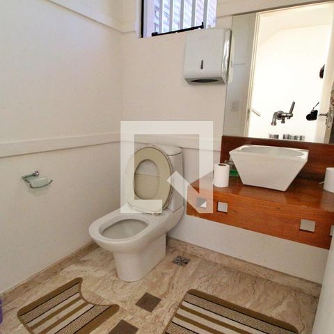 Casa à venda com 788m², 9 quartos e 10 vagasLavabo