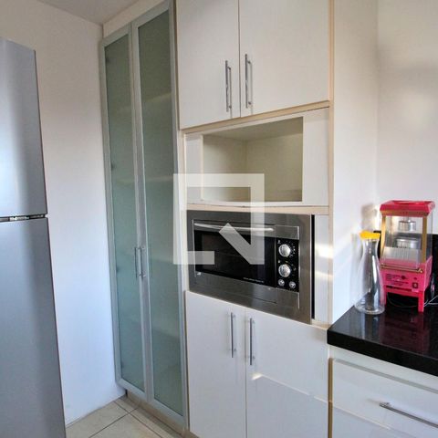 Casa à venda com 788m², 9 quartos e 10 vagasCozinha - Armários/ Forno embutido
