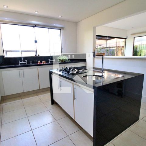 Casa à venda com 788m², 9 quartos e 10 vagasCozinha