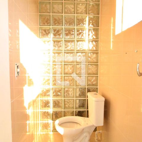 Casa à venda com 788m², 9 quartos e 10 vagasBanheiro Quarto 6 (lavabo)