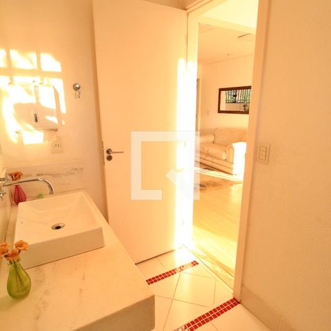 Casa à venda com 788m², 9 quartos e 10 vagasBanheiro Social