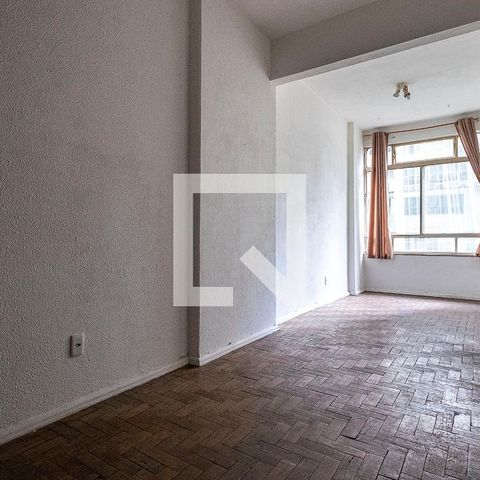Apartamento à venda com 40m², 1 quarto e sem vaga Apartamento à venda com 40m², 1 quarto e sem vagaSala/Quarto
