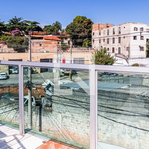 Casa à venda com 200m², 4 quartos e sem vagaVista