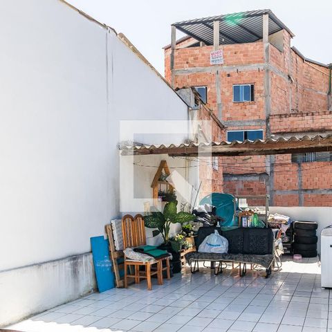 Casa à venda com 200m², 4 quartos e sem vagaQuintal