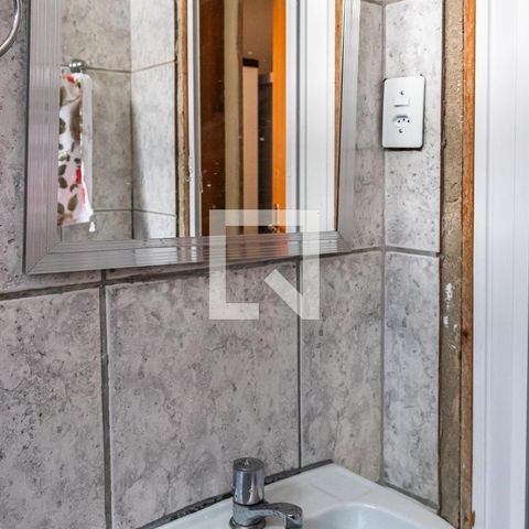 Casa à venda com 200m², 4 quartos e sem vagaBanheiro