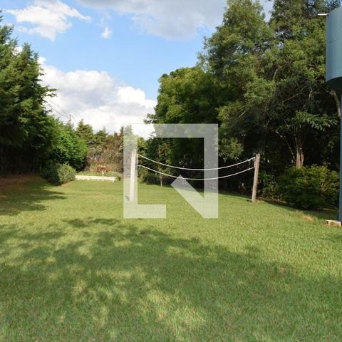 Casa à venda com 328m², 3 quartos e 8 vagasCampo