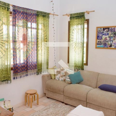 Casa à venda com 328m², 3 quartos e 8 vagasSala