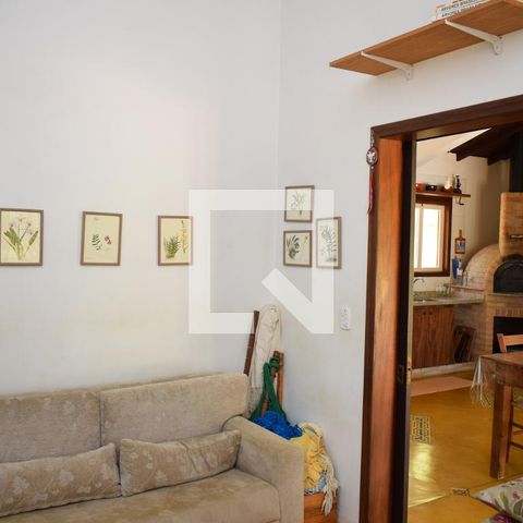 Casa à venda com 328m², 3 quartos e 8 vagasSala