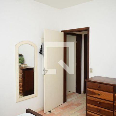 Casa à venda com 328m², 3 quartos e 8 vagasQuarto Suíte