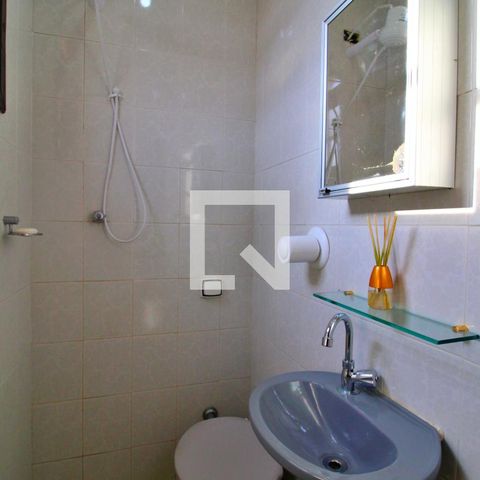 Casa à venda com 315m², 5 quartos e 4 vagasSuíte 2