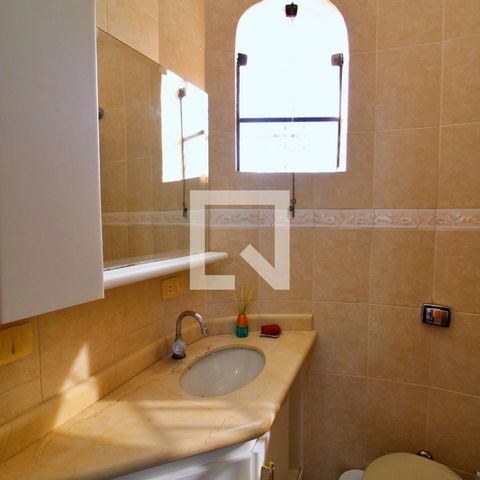 Casa à venda com 315m², 5 quartos e 4 vagasBanheiro da Suíte 1