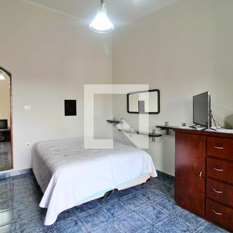 Casa à venda com 315m², 5 quartos e 4 vagasSuíte 2