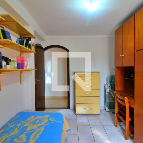 Casa à venda com 315m², 5 quartos e 4 vagasQuarto 4