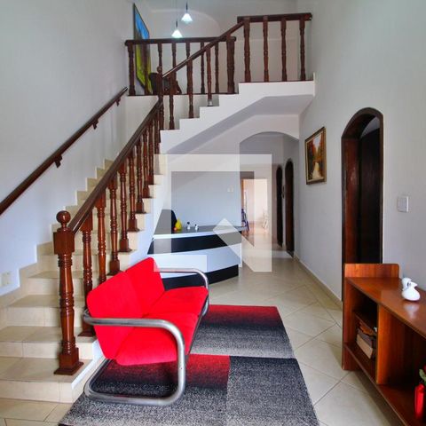 Casa à venda com 315m², 5 quartos e 4 vagasSala 1