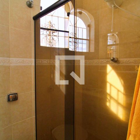 Casa à venda com 315m², 5 quartos e 4 vagasBanheiro da Suíte 1