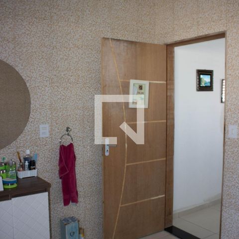 Casa à venda com 160m², 2 quartos e 2 vagasBanheiro da Suíte
