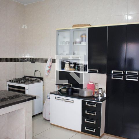 Casa à venda com 160m², 2 quartos e 2 vagasCozinha