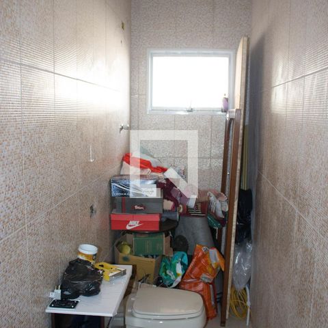 Casa à venda com 160m², 2 quartos e 2 vagasLavabo
