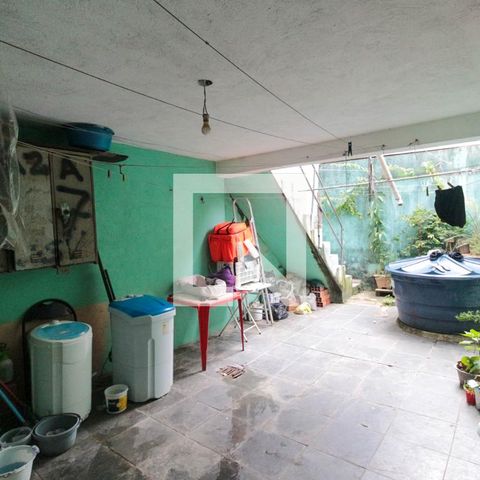 Casa à venda com 90m², 3 quartos e 1 vagaQuintal