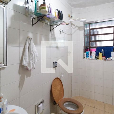 Casa à venda com 90m², 3 quartos e 1 vagaBanheiro