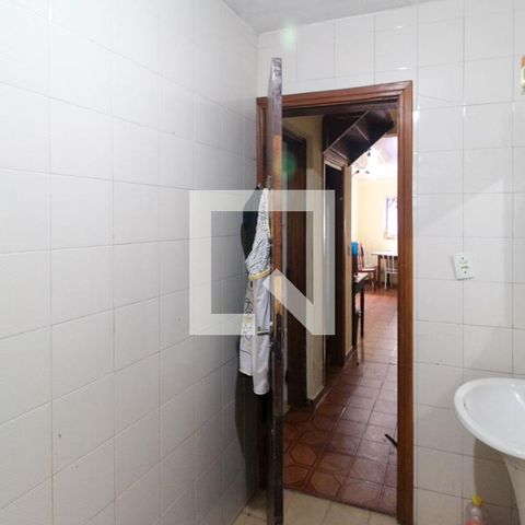 Casa à venda com 90m², 3 quartos e 1 vagaBanheiro