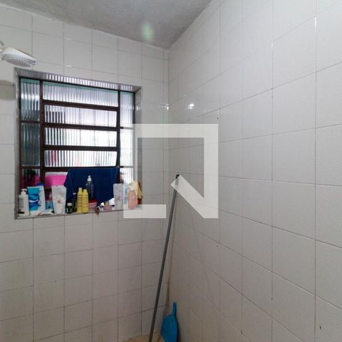 Casa à venda com 90m², 3 quartos e 1 vagaBanheiro