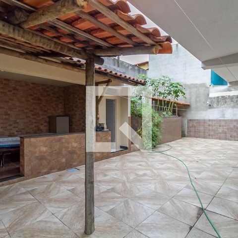 Casa para alugar com 400m², 5 quartos e 5 vagasQuintal