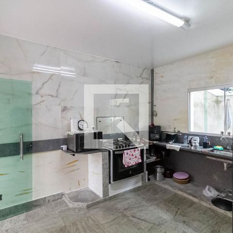 Casa para alugar com 400m², 5 quartos e 5 vagasCozinha