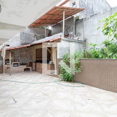 Casa para alugar com 400m², 5 quartos e 5 vagasQuintal