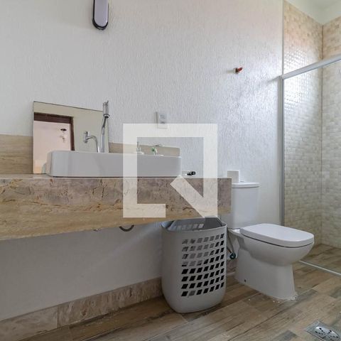 Casa para alugar com 400m², 5 quartos e 5 vagasBanheiro da suíte 1