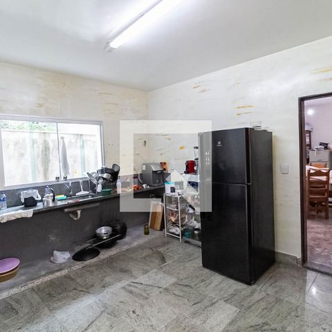 Casa para alugar com 400m², 5 quartos e 5 vagasCozinha