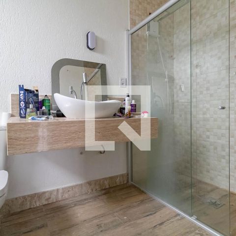 Casa para alugar com 400m², 5 quartos e 5 vagasBanheiro da suíte 2