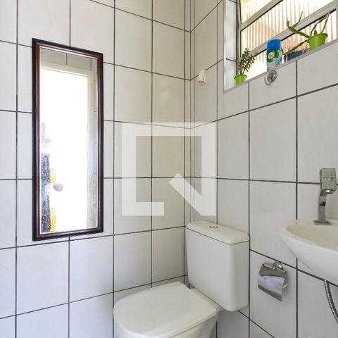 Casa à venda com 128m², 3 quartos e 3 vagasBanheiro